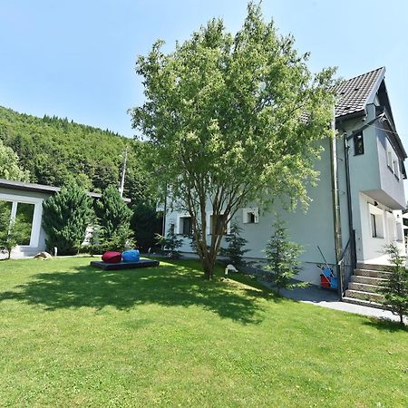 Mira By Atra Bed & Breakfast Teşila Eksteriør bilde